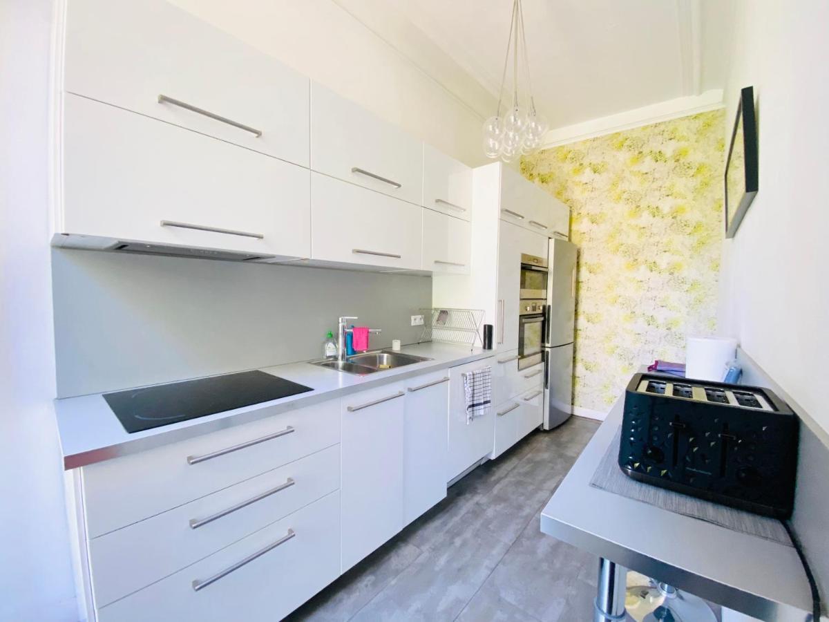 Grand Appartement Place Prefecture 105M2 Marseille Exterior photo